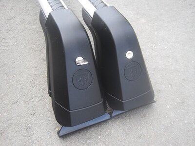 Peugeot 308SW mk3 vm.2021-2025 kattotelineet pieni kuva 2.jpg