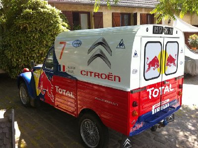 Citroen_WRC_service.jpg
