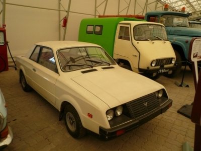 V104092622.jpg