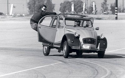 Motortrend.jpg