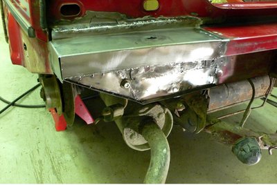 BX vasen takakulma peltityöt tehty 1.JPG