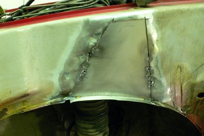 BX vasemman etulokarin sisäkaaren paikka.JPG