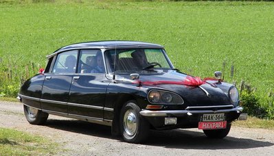 Hääpari M&T 1 (Copy).jpg