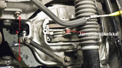 IDn etujarru_oikea.jpg