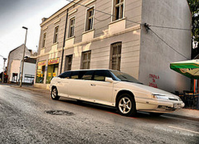 Pidennetty Citroen XM w.jpg