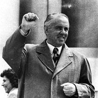 200px-HODŽA_druhá_míza.jpg