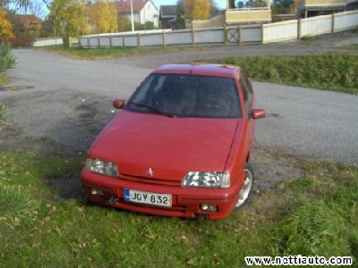 2207621_b_e24dd346fdd10dfc.jpg